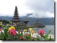 Chrám Puru Ulun Danu - Bali